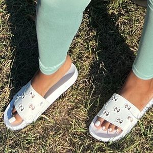 Gucci slides